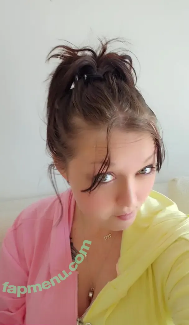 holygaucamoly nude photo #0128 (guacbottom2)