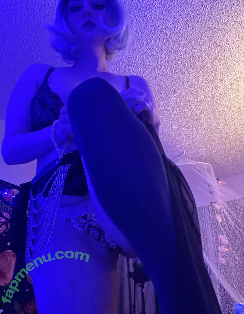 holykoley nude photo #0078 (luvurteeth)