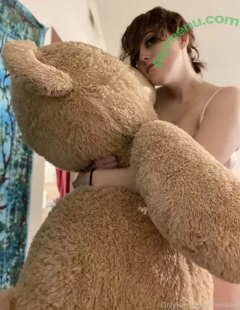 holykoley nude photo #0096 (luvurteeth)