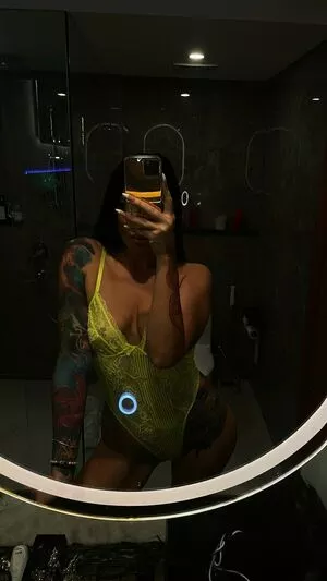 holylovesmolly / xmollyelise nude photo #0076