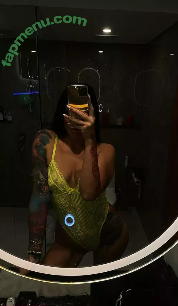 holylovesmolly nude photo #0076 (xmollyelise)