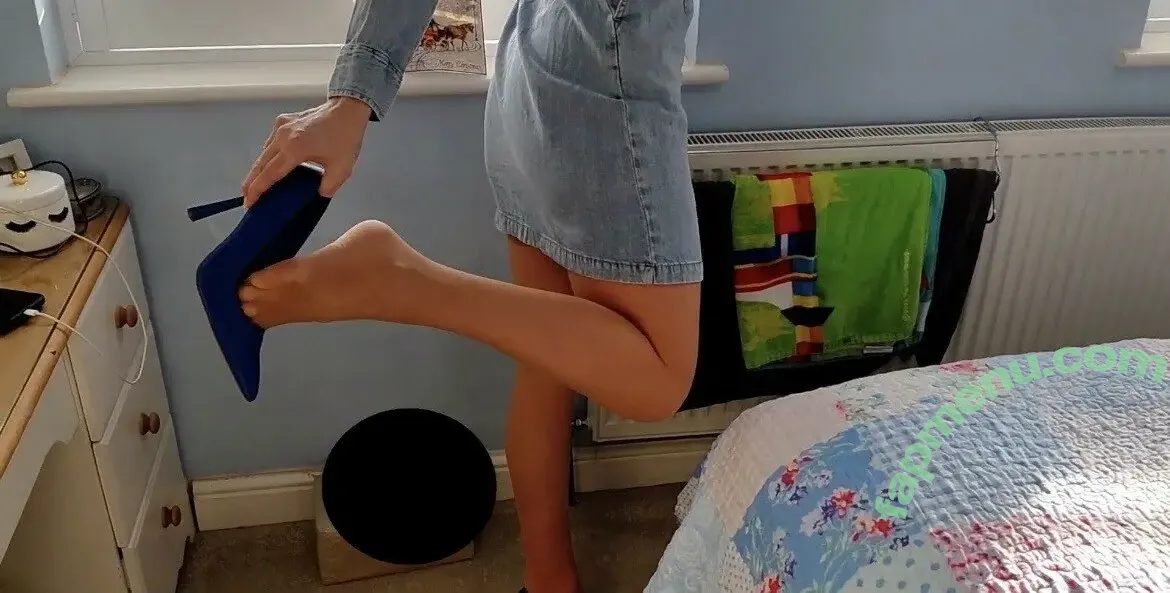 Homemaking nude photo #0511 (Homemaking)