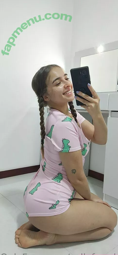 homeofsex_ nude photo #0154 (HomeOfSex__ / sallyfromhome / sallyofcb)