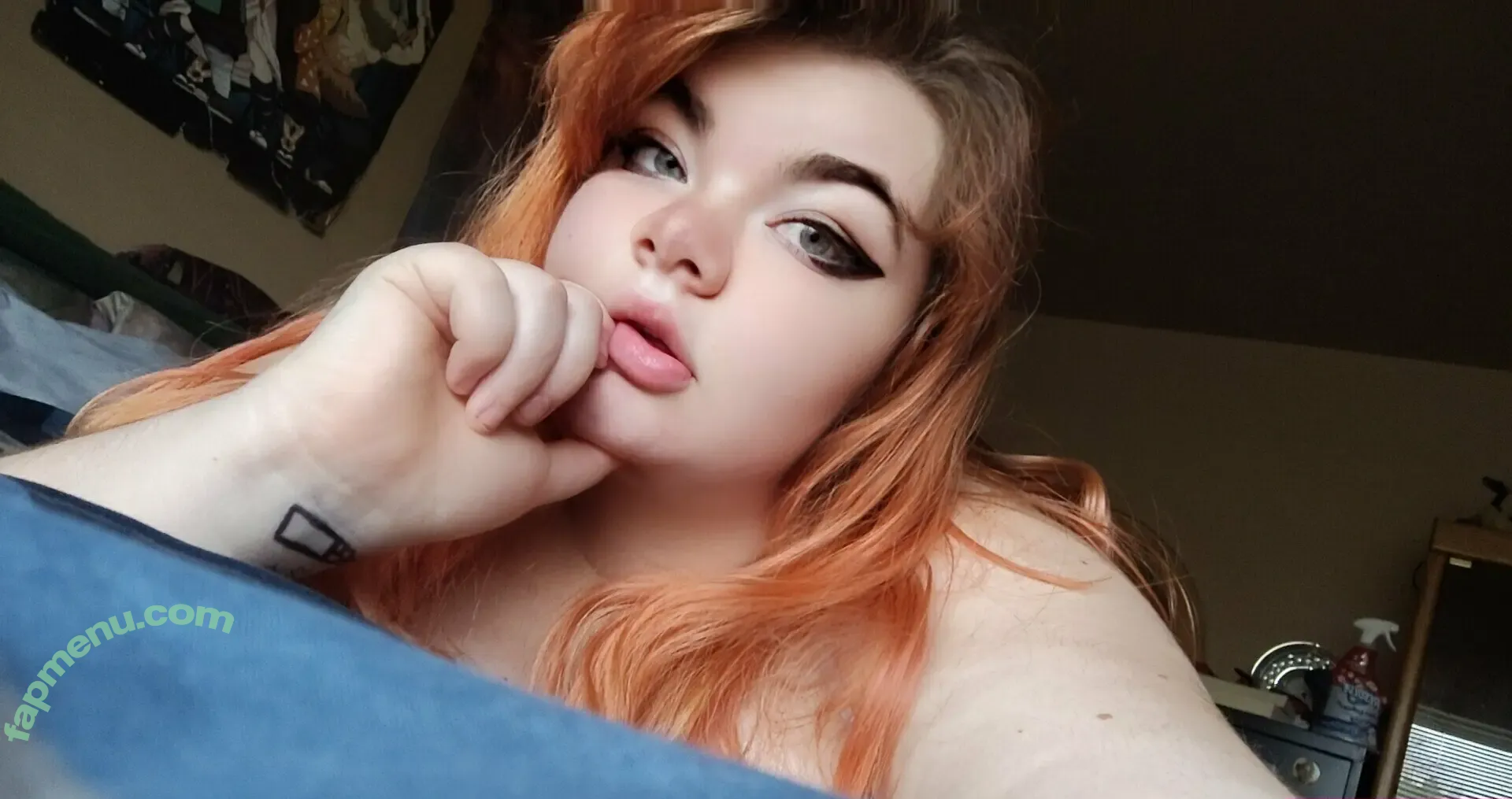 honeiilemon nude photo #0025 (honeiilemon)