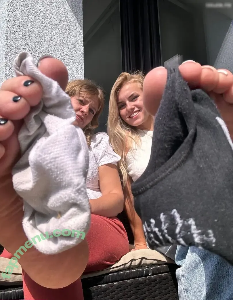 honey.bee.feet nude photo #0030 (honey.bee.feet)