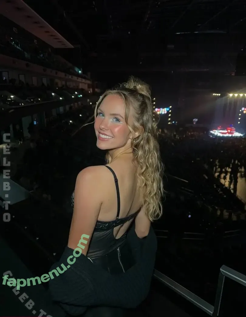 Honey Hannii nude photo #0150 (honeyhannii / honeyyhanniii)