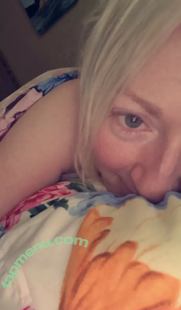 honeybee.nz nude photo #0004 (honeybeesounds)