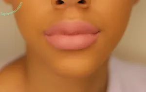  nude photo #0002