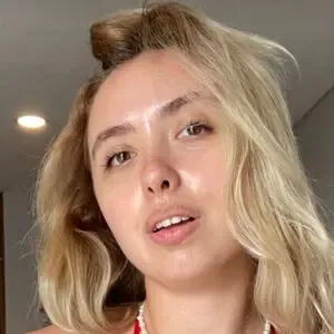 honeycakeee / Cutiedaina_8 / cutiedaina_8 / honeycakeee nude photo #0002