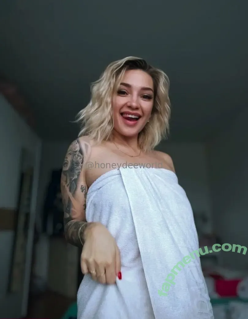honeydeeworld nude photo #0041 (honeys_world_)