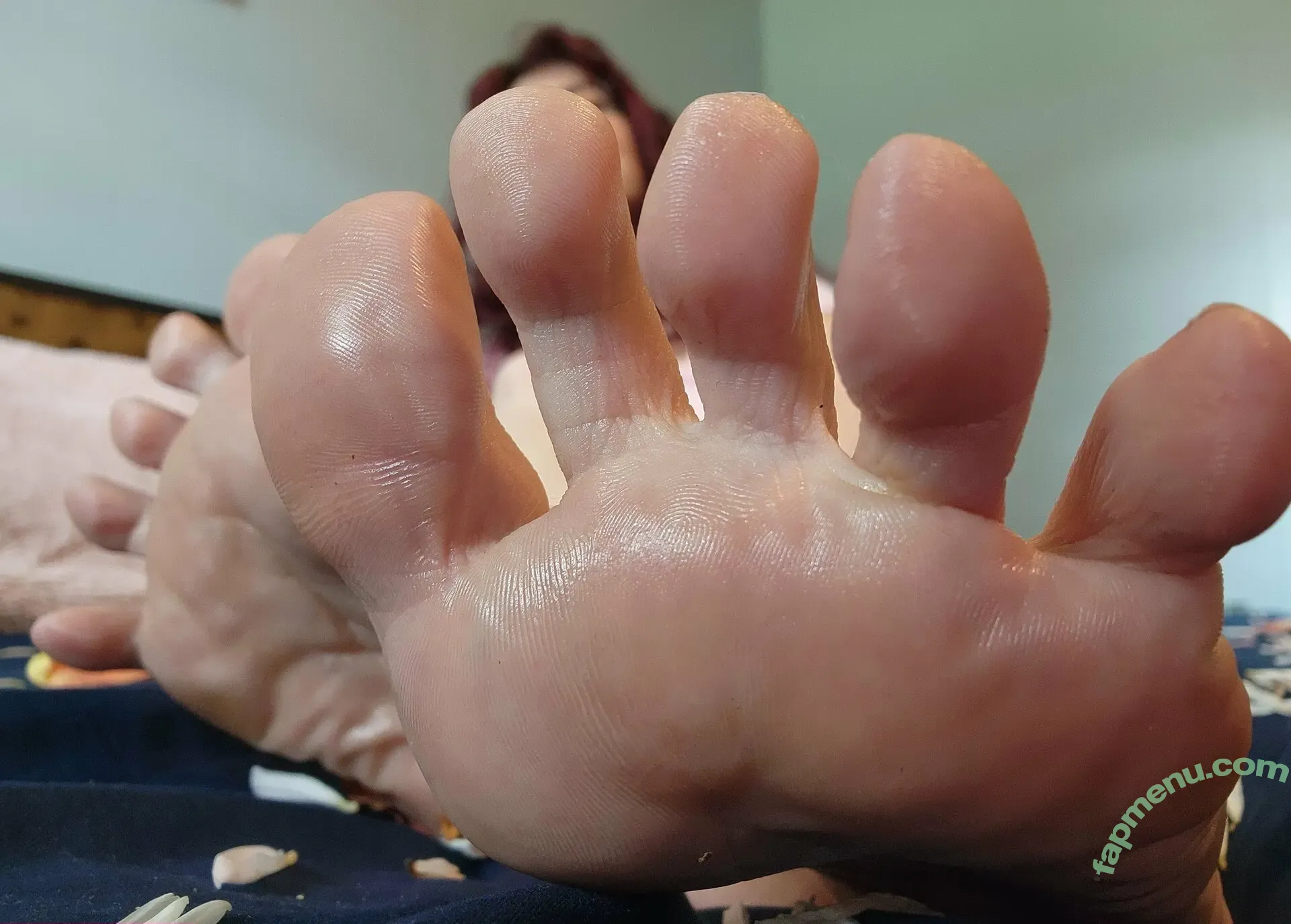 honeyedtoesies nude photo #0065 (honeyedtoesies)