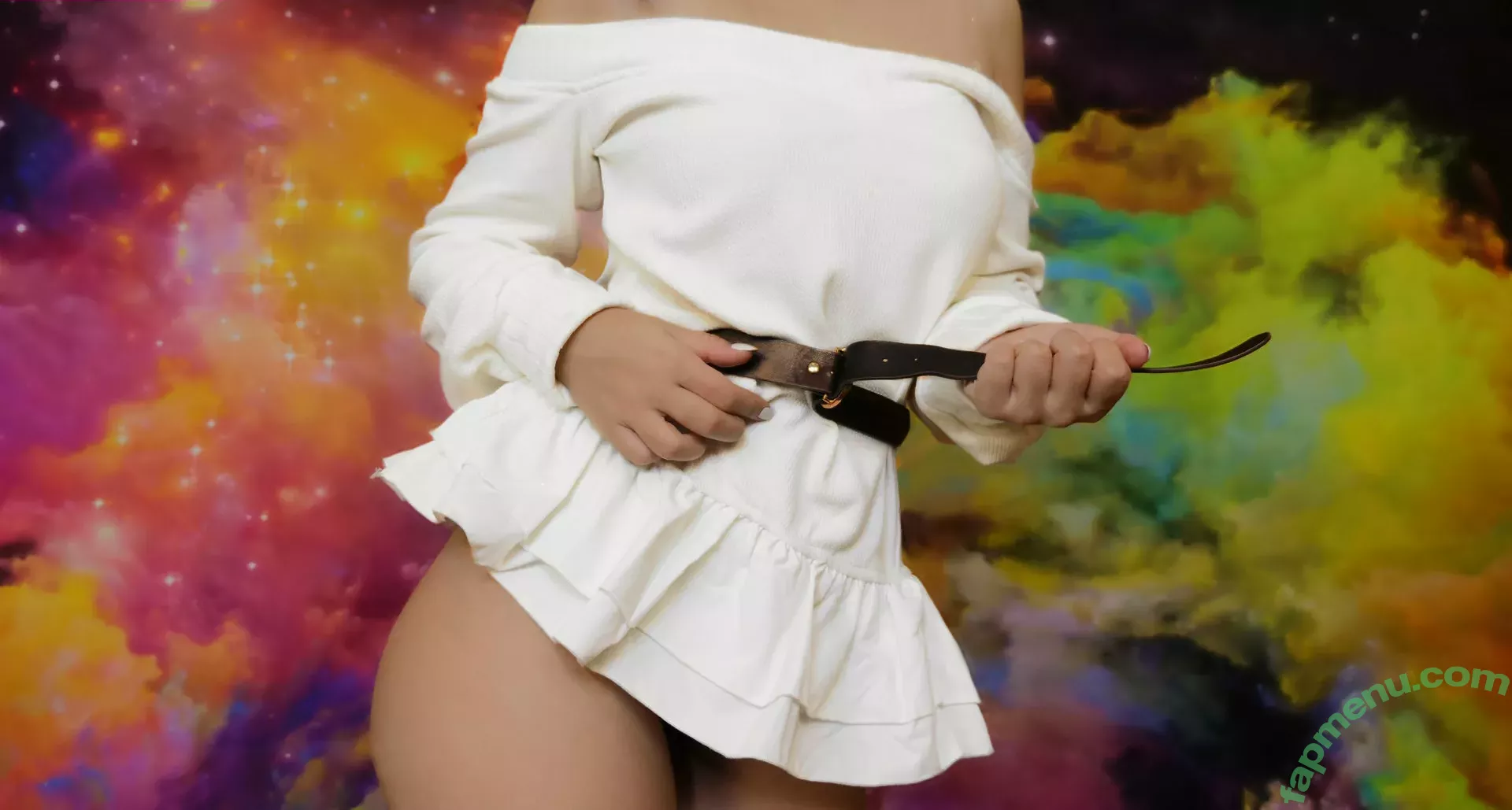 HoneyGirl nude photo #0003 (zzarraffa)