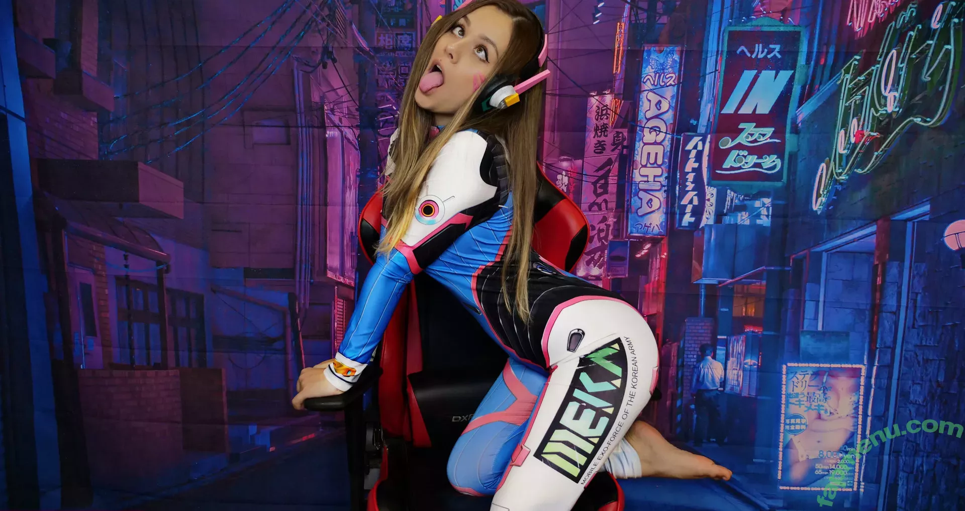 HoneyGirl nude photo #0067 (zzarraffa)