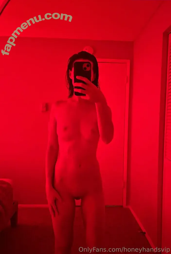 honeyhandsvip nude photo #0164 (honeyhandsmusic)