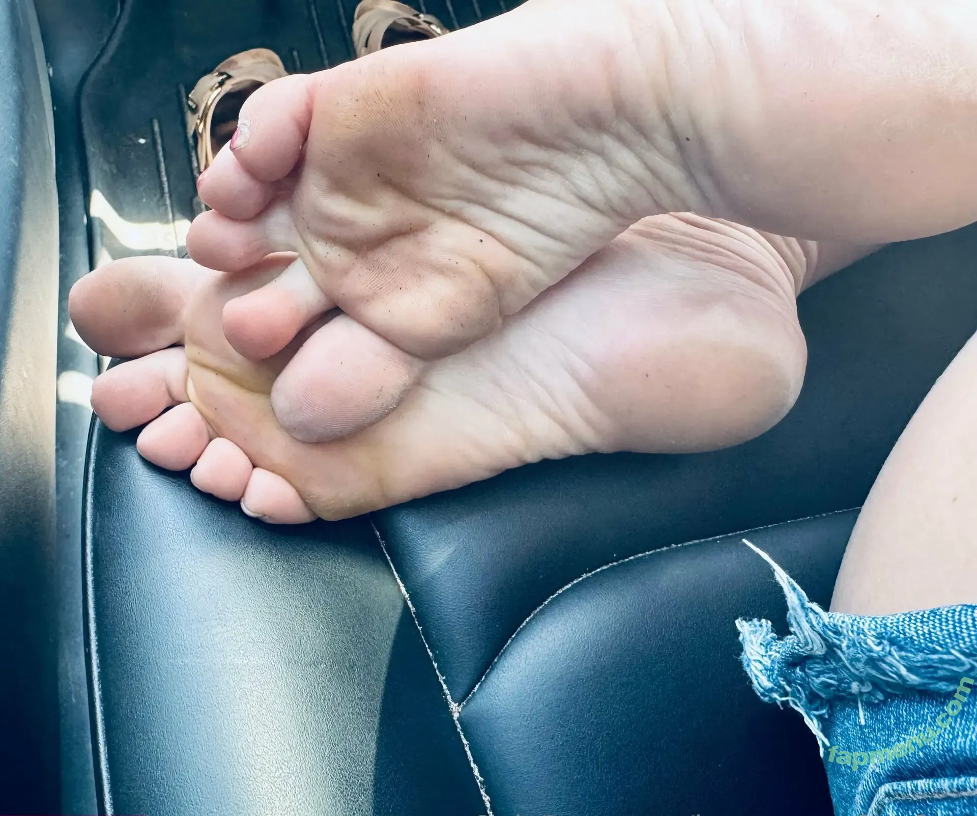 honeysperfectfeet nude photo #0020 (honeycrest_feet)
