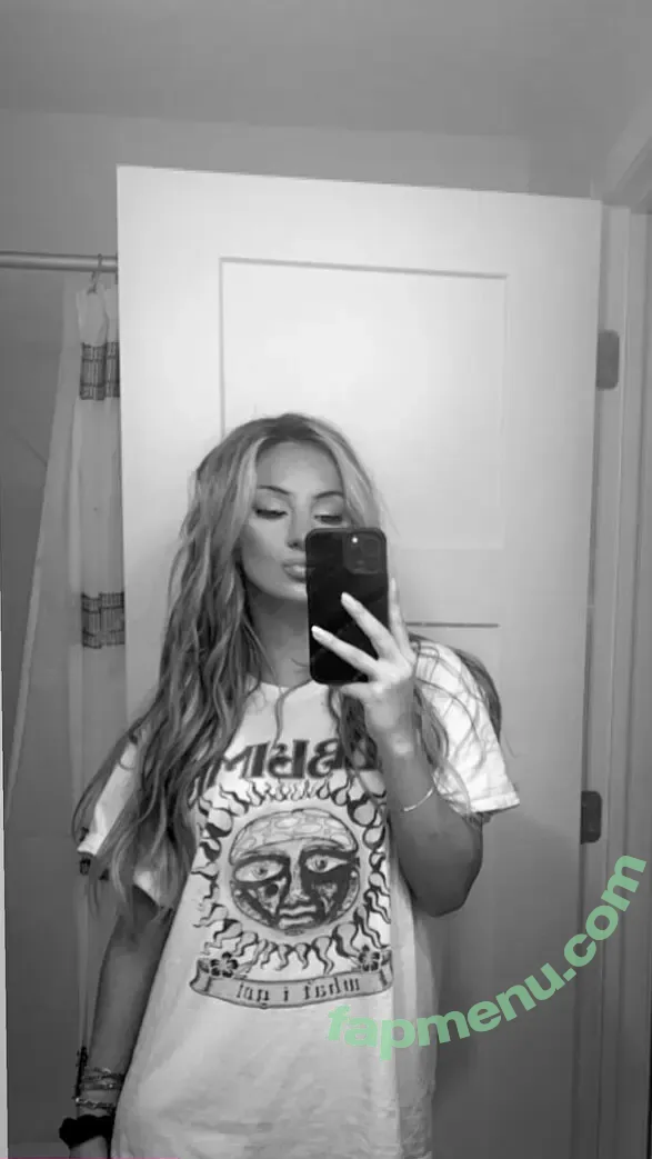 Honeyxxo nude photo #0102 (HONEYXXO_ / honeyxxo__)