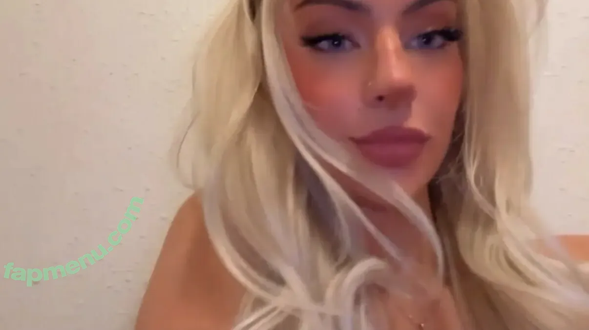 Honeyxxo nude photo #0108 (HONEYXXO_ / honeyxxo__)