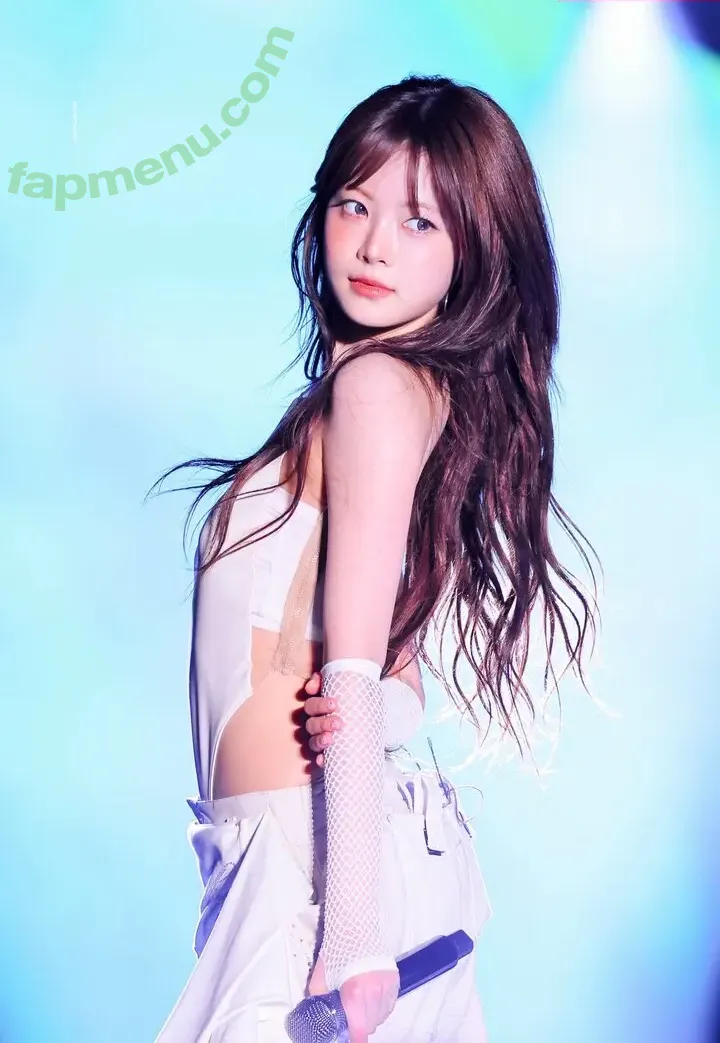 Hong Eunchae 홍은채 nude photo #0096 (LESSERAFIM / hhh.e_c.v)