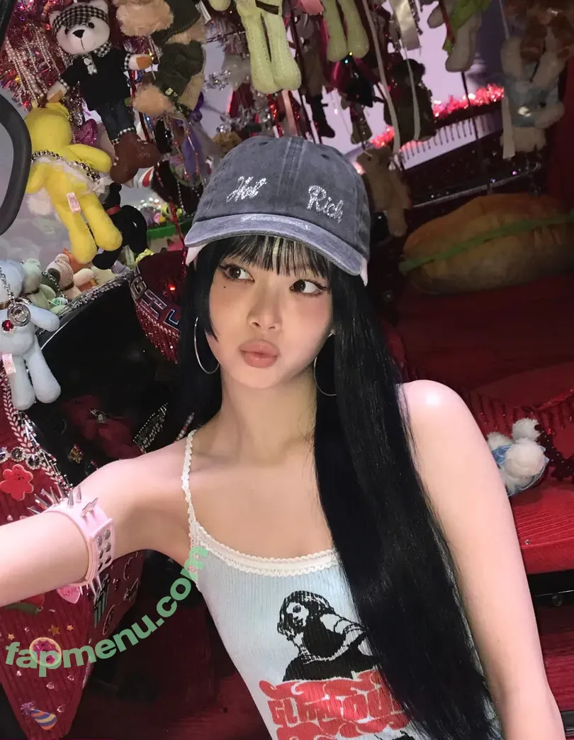 Hong Eunchae 홍은채 nude photo #0170 (LESSERAFIM / hhh.e_c.v)