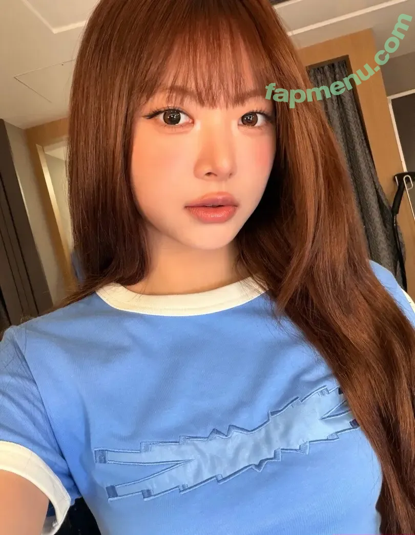 Hong Eunchae 홍은채 nude photo #0002 (LESSERAFIM / hhh.e_c.v)