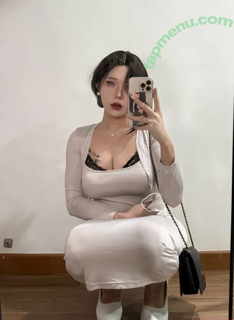 Hongbin nude photo #0078 (hongbin04071 / kurenai960407)