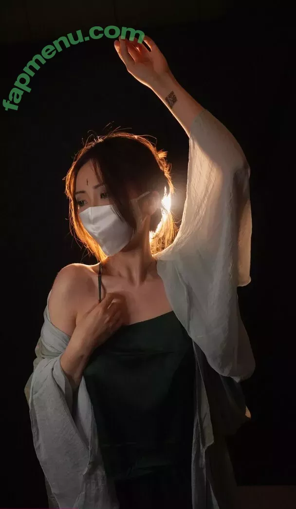 Hongkongdoll nude photo #0175 (hongkong_doll)