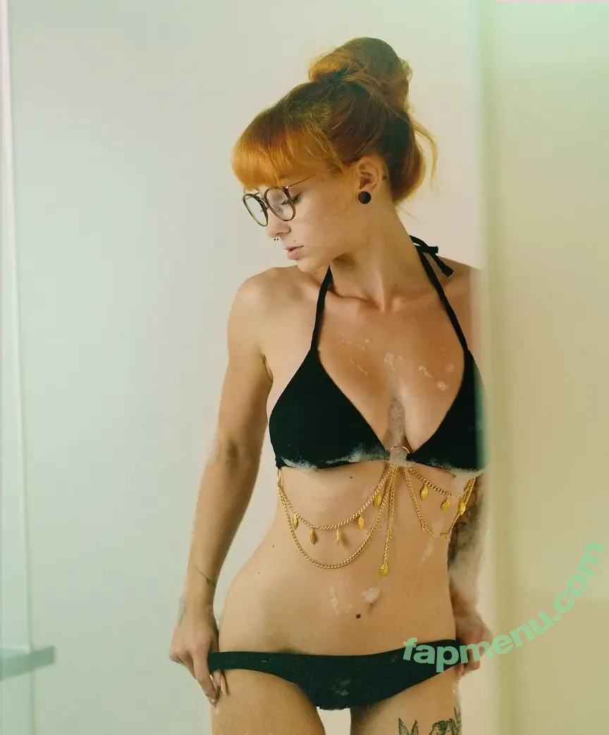 Honigmotte_Abby nude photo #0006 (Honigmotte_Abby)