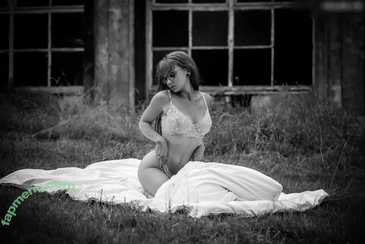 Honigmotte_Abby nude photo #0009 (Honigmotte_Abby)