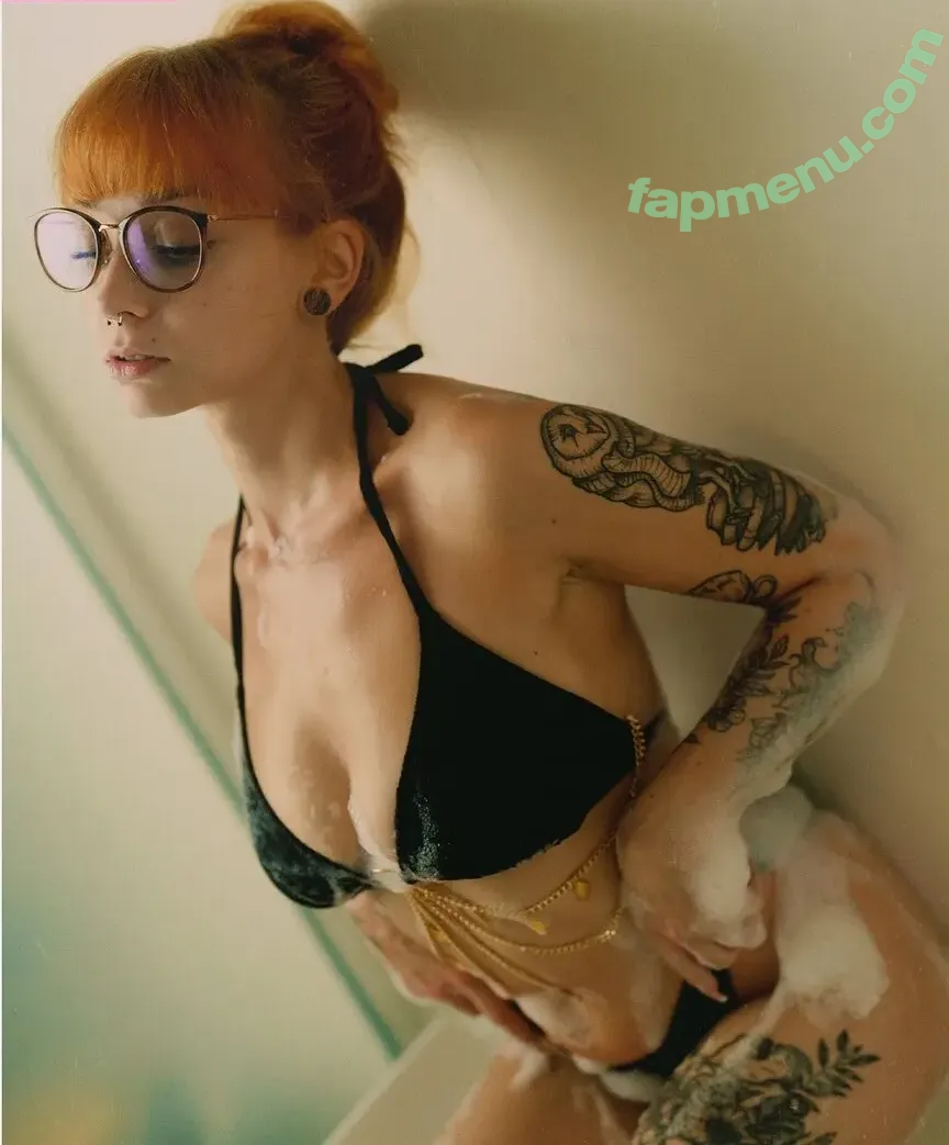 Honigmotte_Abby nude photo #0025 (Honigmotte_Abby)