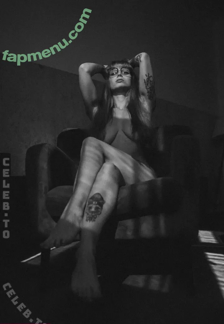 Honigmotte_Abby nude photo #0040 (Honigmotte / honigmotte__)