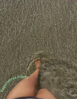 Honnete Bas / honnetebas nude photo #0128