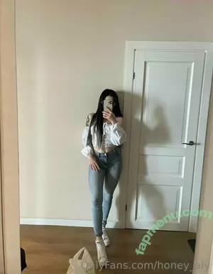  nude photo #0005
