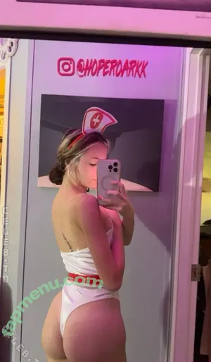 Hope Roark / hoperoarkk / sweetsangriaa nude photo #0006