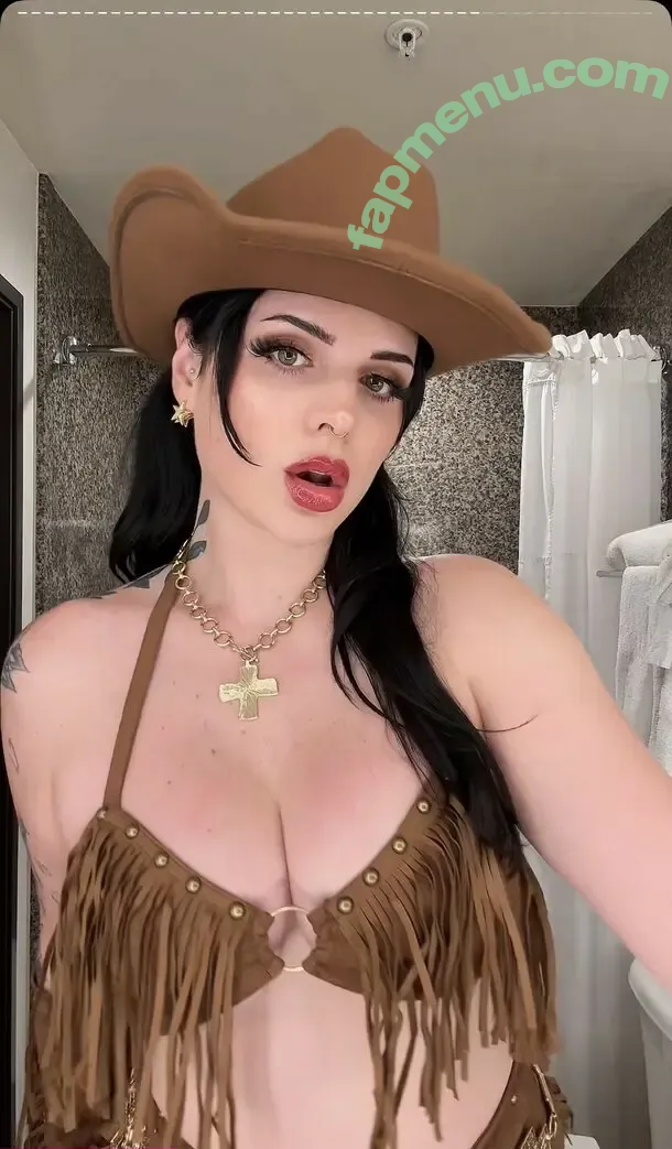 Hope Schwing nude photo #0017 (Hope Schwinghamer / hope.schwing)