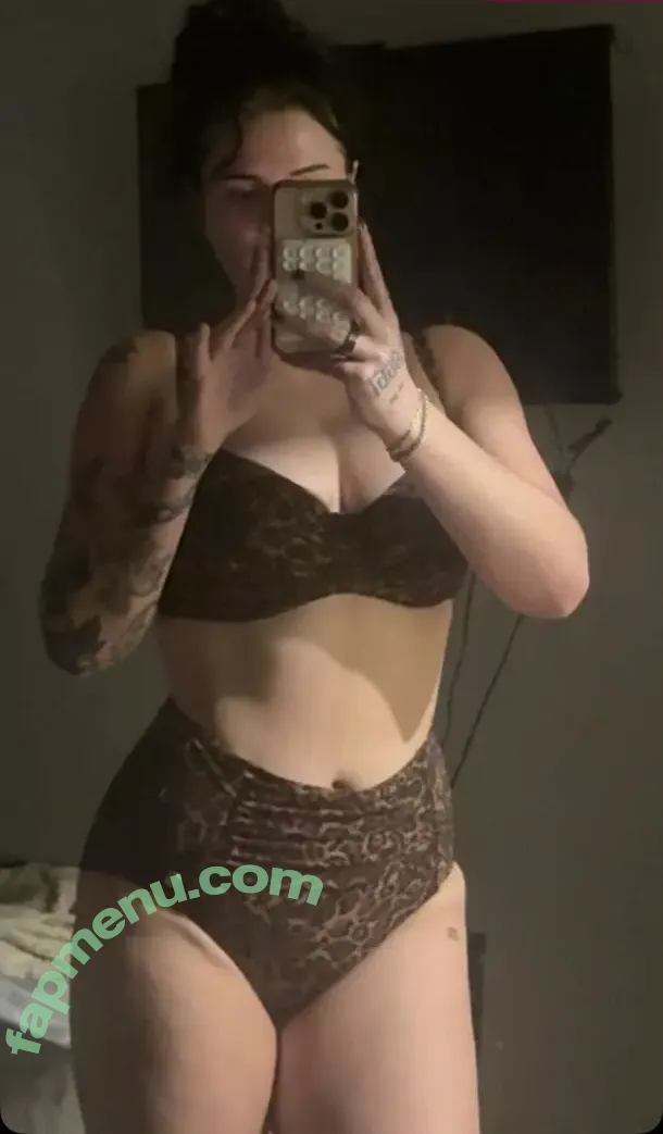 Hope Schwing nude photo #0045 (Hope Schwinghamer / hope.schwing)