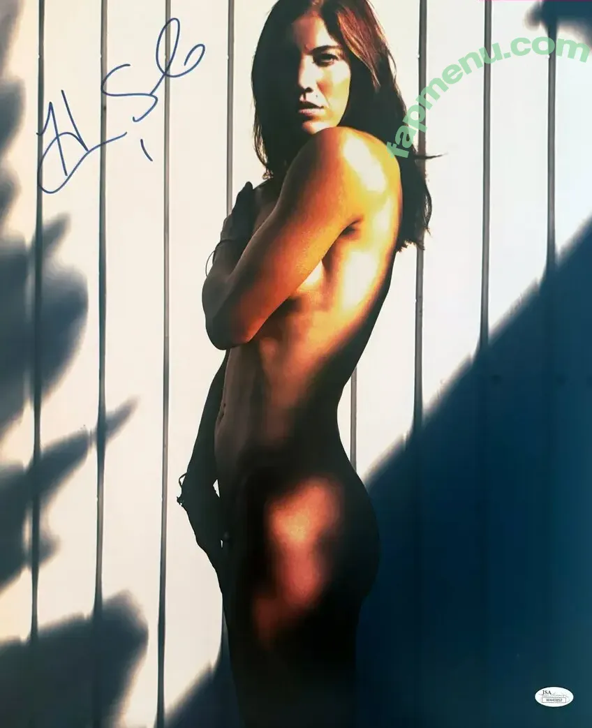 Hope Solo nude photo #0055 (American soccer player / hopesolo)