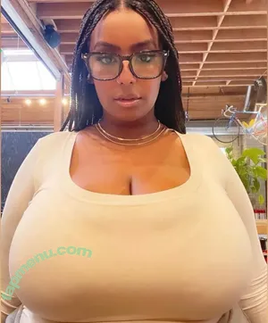 HornAfrica / east african / hickiesnbubbles / hornsafricasafaris nude photo #0051