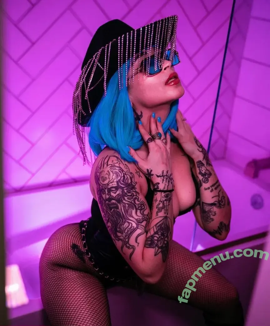 Horngryland nude photo #0036 (Horngryland)