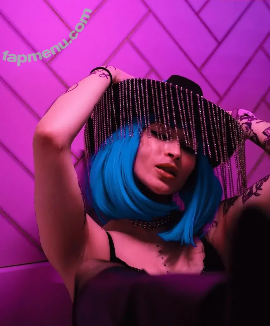 Horngryland nude photo #0037 (Horngryland)