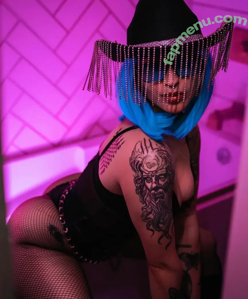 Horngryland nude photo #0039 (Horngryland)