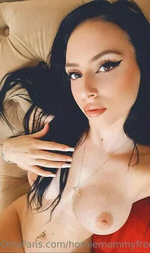 horniemommyfree / fb_0296 nude photo #0183