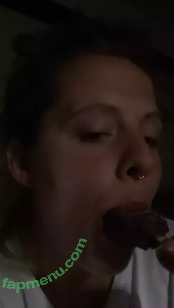 hornycavegirl nude photo #0007 (hornycavegirl)