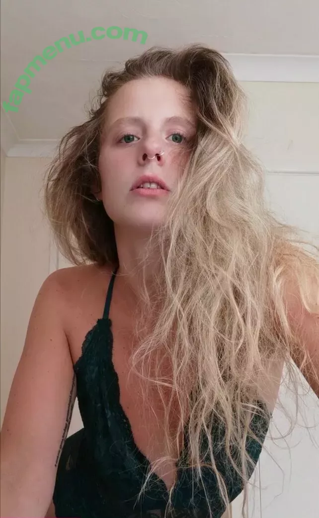 hornycavegirl nude photo #0014 (hornycavegirl)