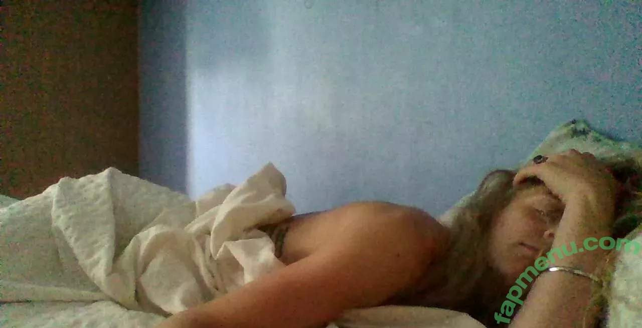 hornycavegirl nude photo #0046 (hornycavegirl)