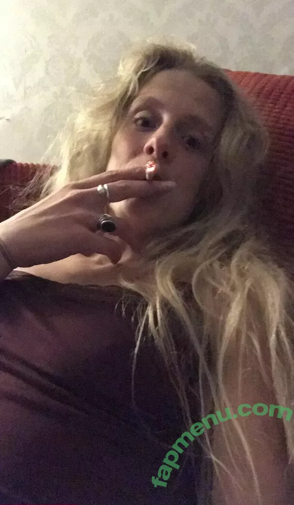 hornycavegirl nude photo #0055 (hornycavegirl)