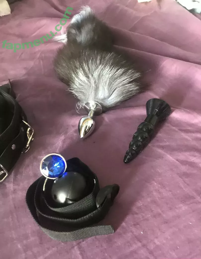 hornycavegirl nude photo #0107 (hornycavegirl)