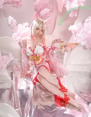 Hoshilily / hoshilily1 / hoshilily_cos / 星之迟迟 nude photo #2324