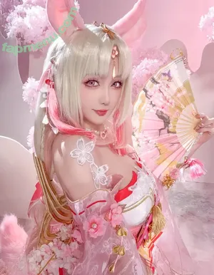 Hoshilily / hoshilily1 / hoshilily_cos / 星之迟迟 nude photo #2329
