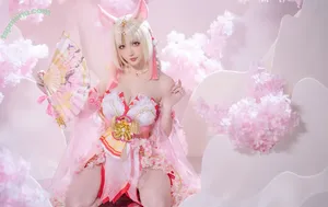 Hoshilily / hoshilily1 / hoshilily_cos / 星之迟迟 nude photo #2335
