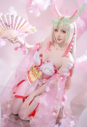 Hoshilily / hoshilily1 / hoshilily_cos / 星之迟迟 nude photo #2336